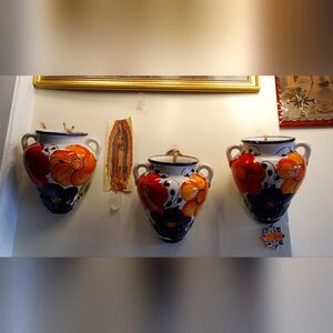 Wall Plant pot with holes